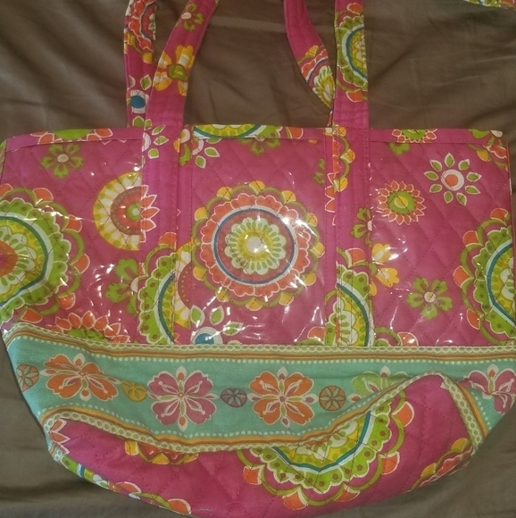 Perfect Beach Tote. - Picture 1 of 4